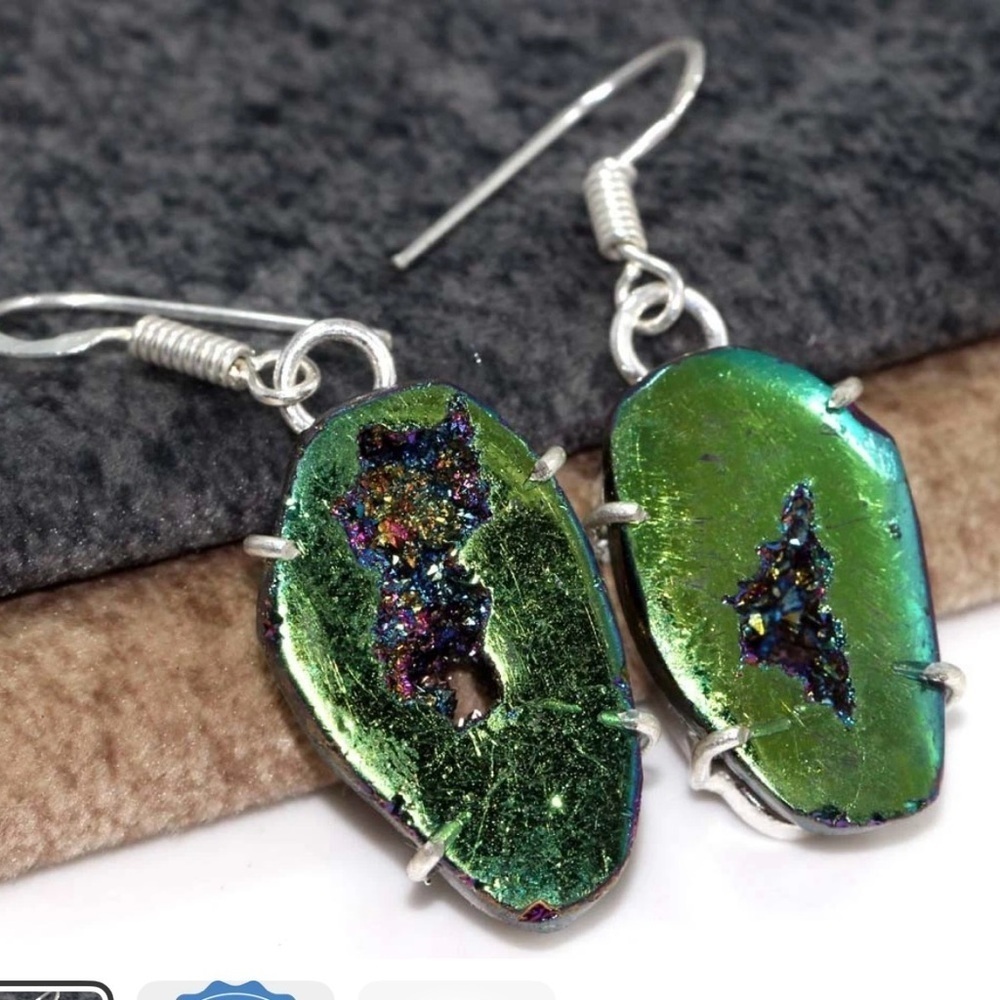 Elegant Green Druzy Earrings. Amazing greens!!!